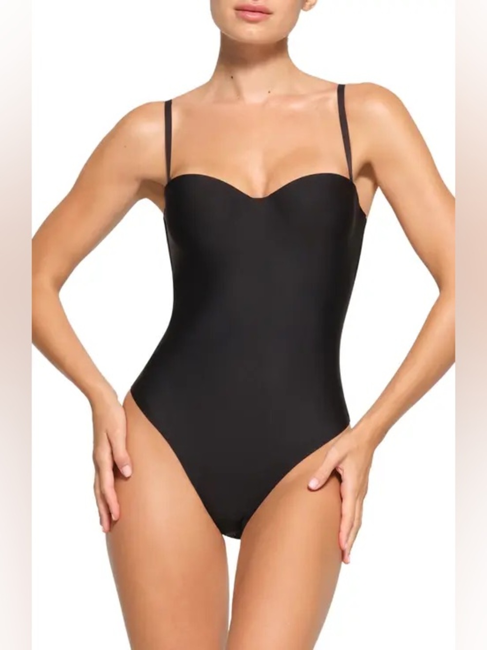 Skims body molded underwire bodysuit